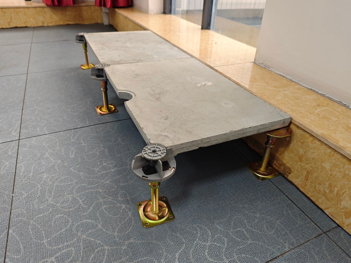 Compatible Nichias OA Floor Pedestal 3.jpg Compatible Nichias OA Floor Pedestal 3.jpg